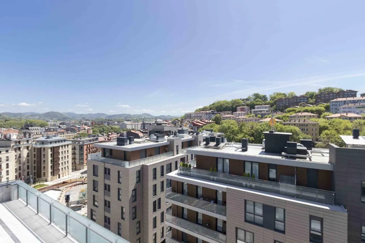 The Rentals Collection - Issar San Sebastian Apartment